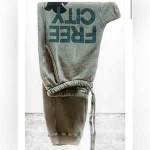 Freecity Olive Joggers with Logo